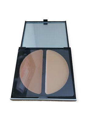 Jerome Alexander Creme to Powder Foundation Makeup. New!